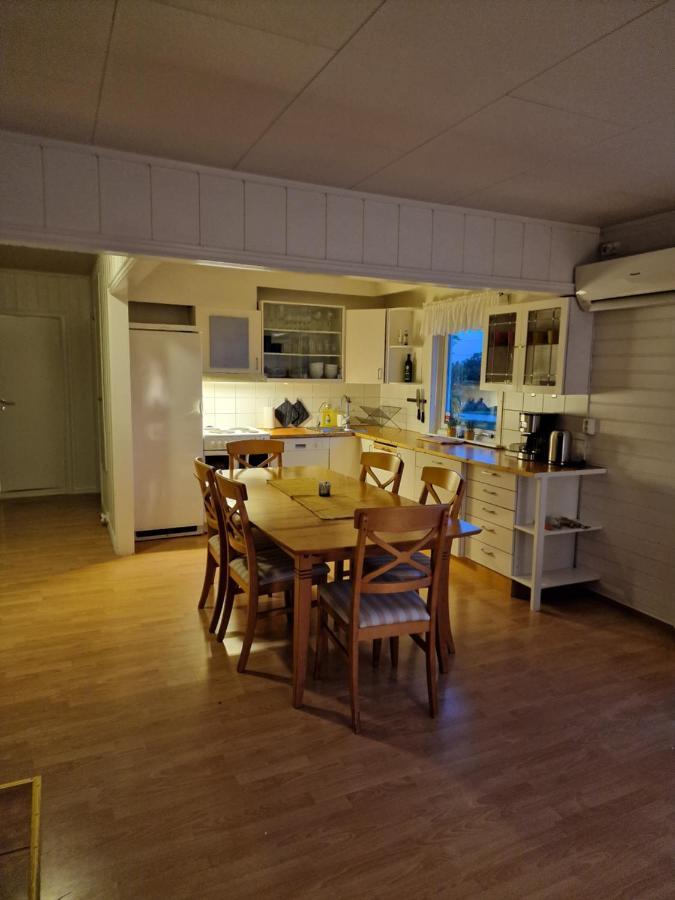 Warm And Cozy Cottage, Great Location Kvaloya ภายนอก รูปภาพ